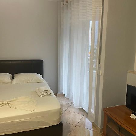 Kokomani Apartman Durrës Kültér fotó